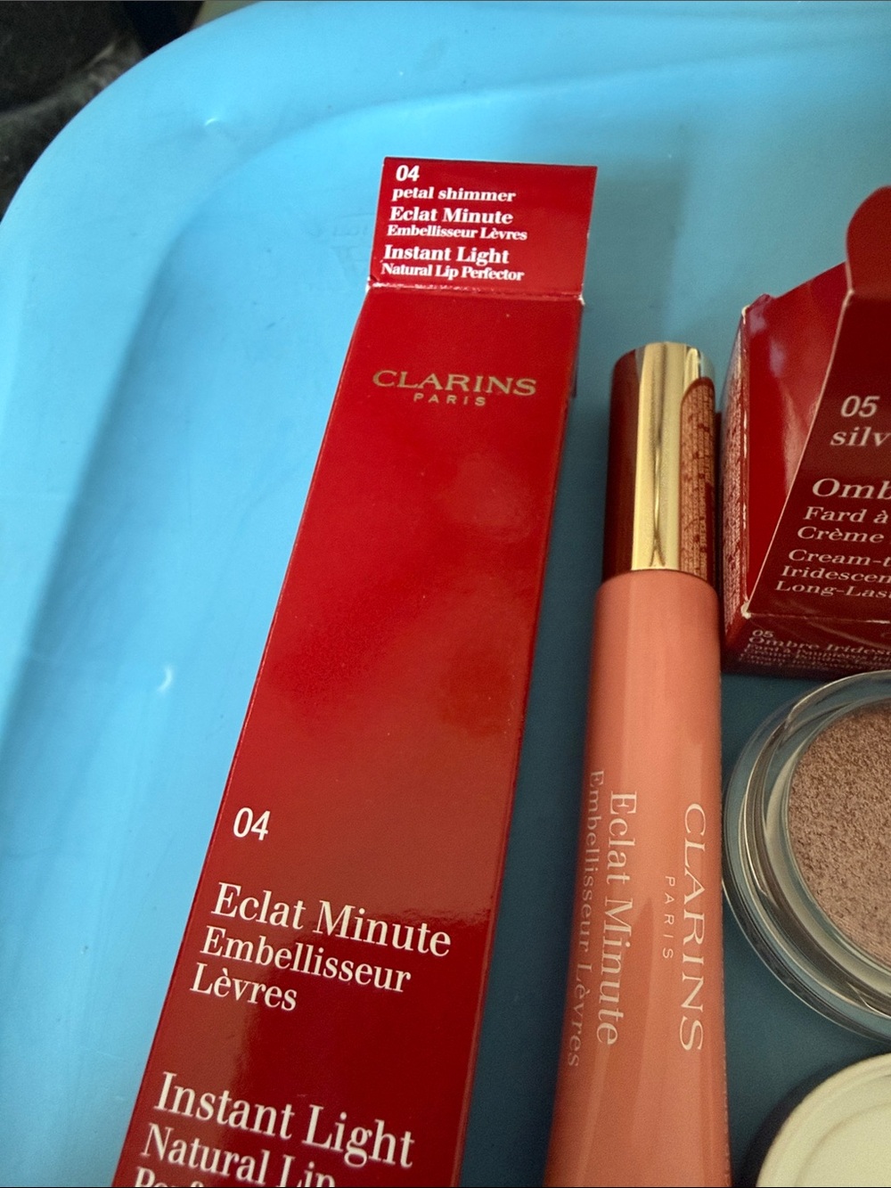 Clarins Silver Pink Eyeshadow & Rosewood Instant Light Lip Perfector Duo - Picture 2 of 6